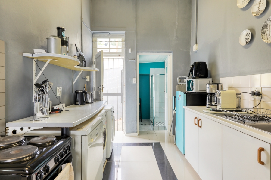 2 Bedroom Property for Sale in Gardens Western Cape